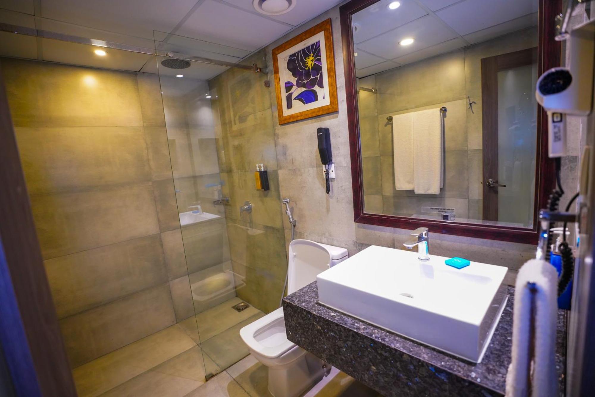Ifq Hotel & Resort Islamabad Bagian luar foto