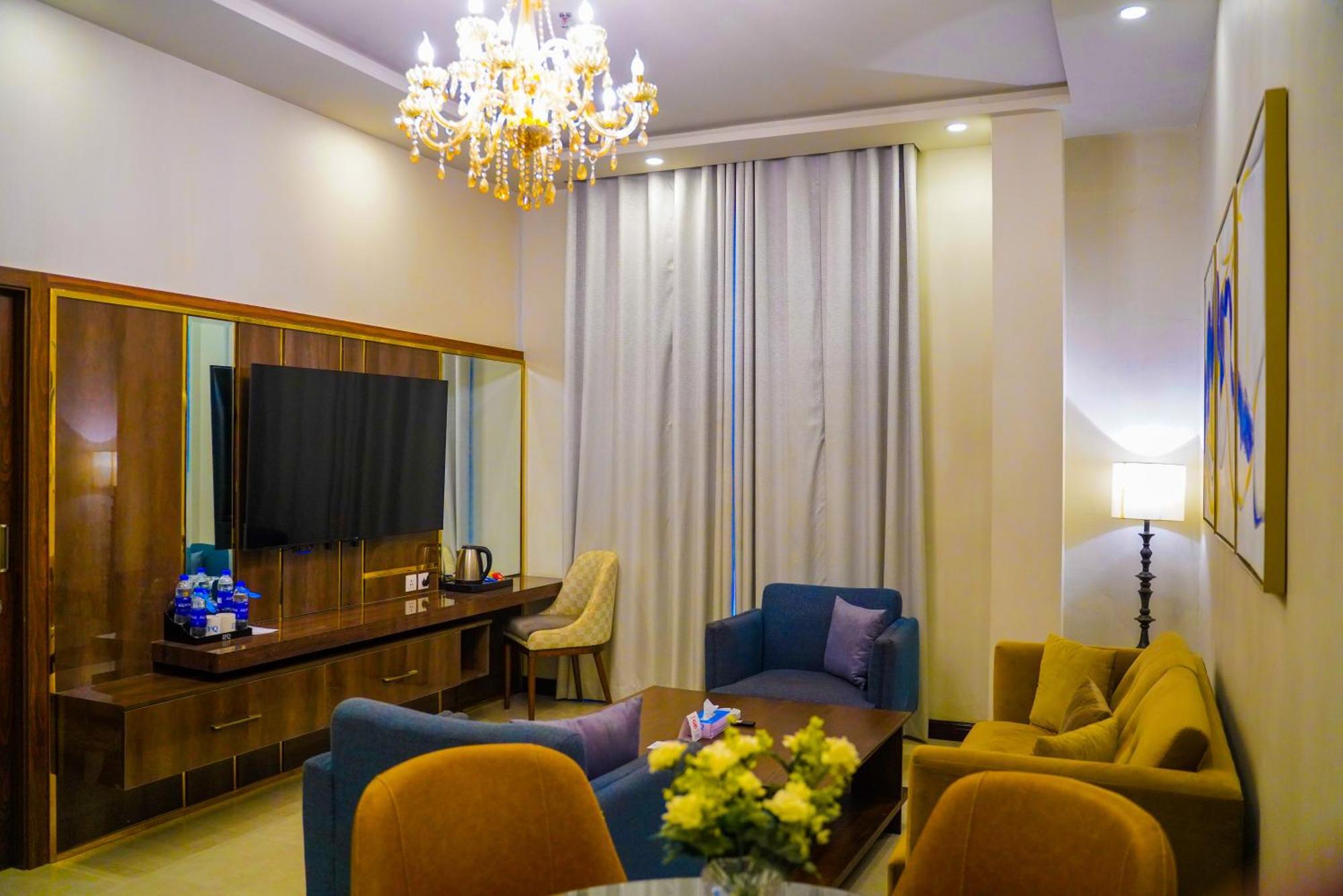 Ifq Hotel & Resort Islamabad Bagian luar foto