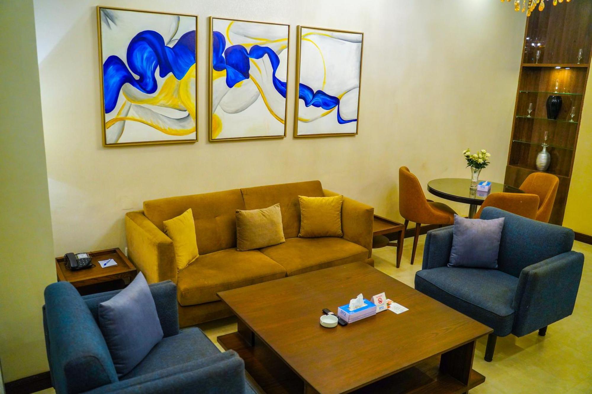 Ifq Hotel & Resort Islamabad Bagian luar foto