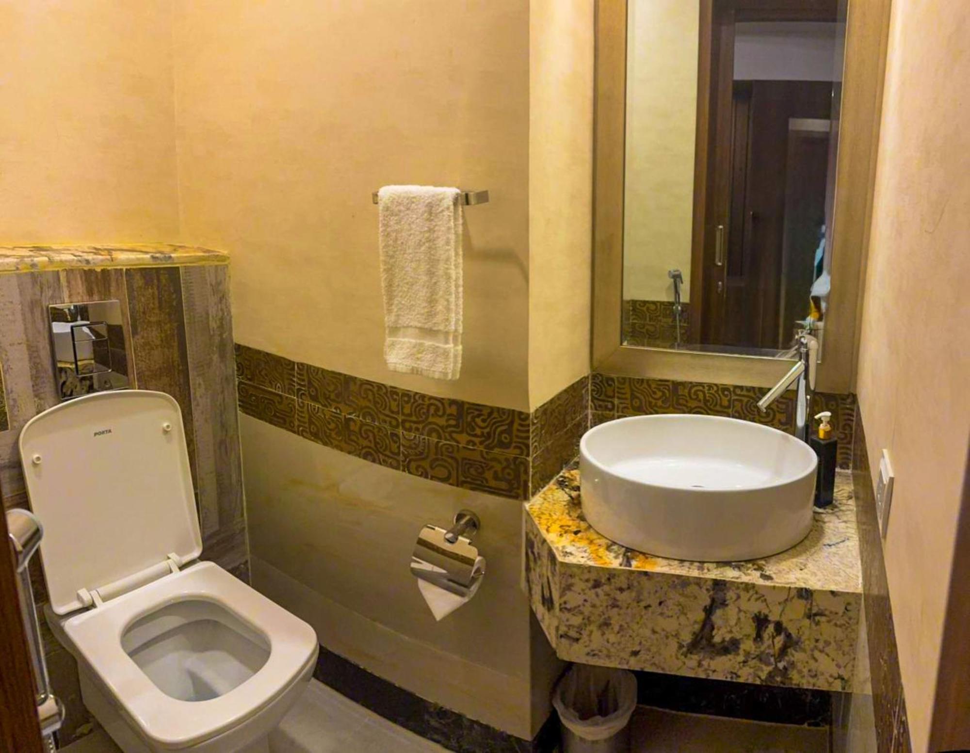Ifq Hotel & Resort Islamabad Bagian luar foto