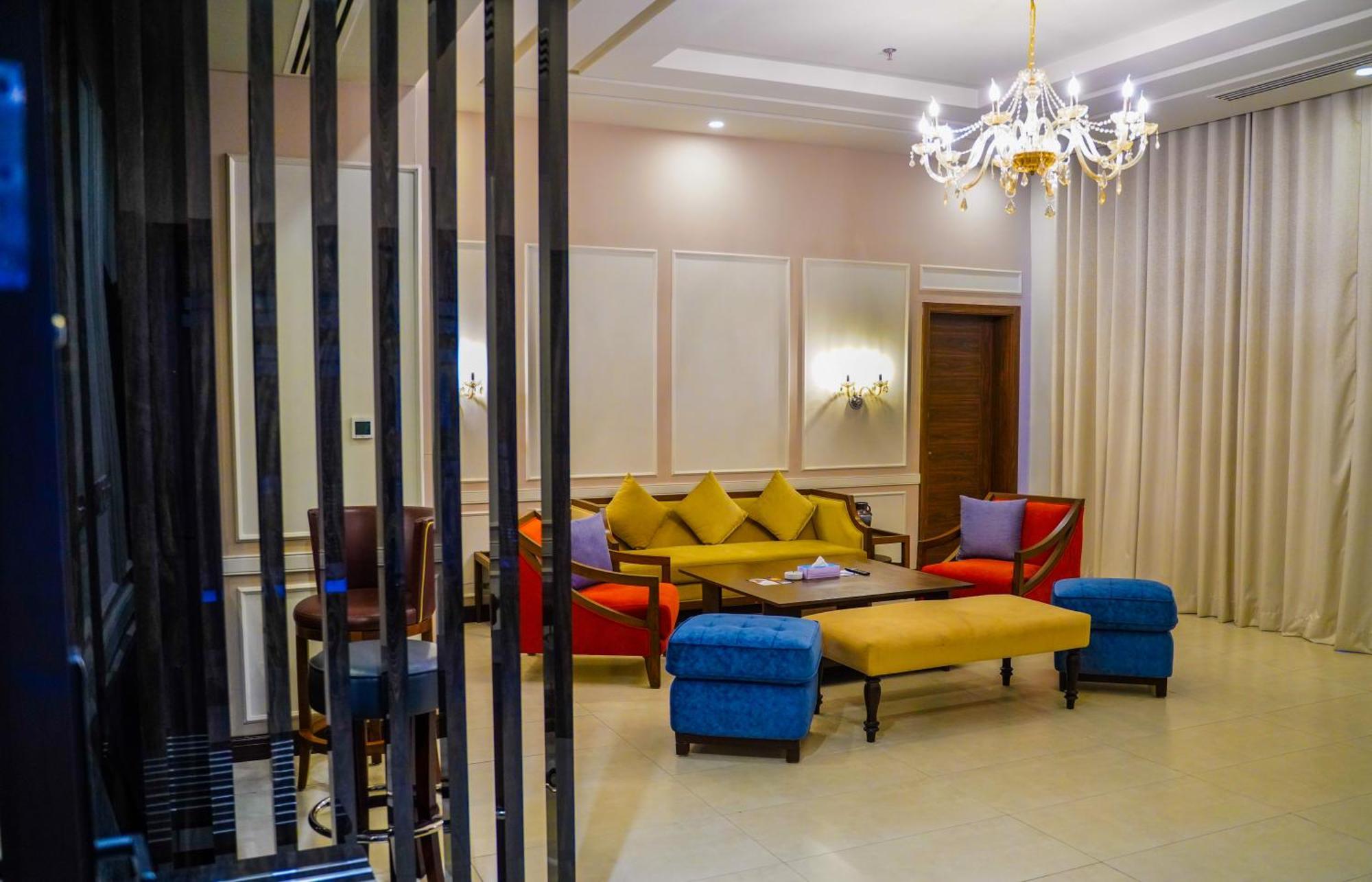 Ifq Hotel & Resort Islamabad Bagian luar foto