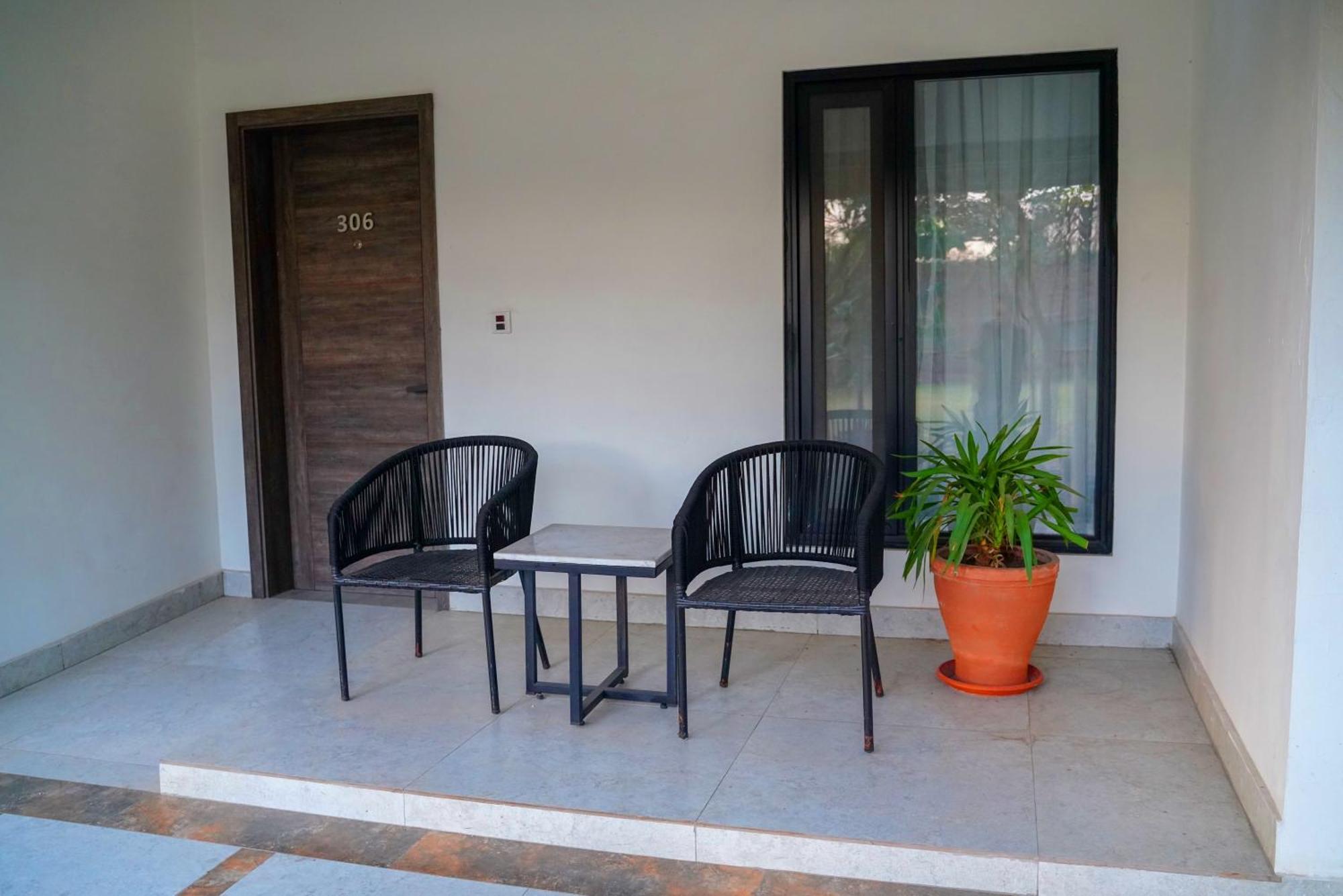 Ifq Hotel & Resort Islamabad Bagian luar foto